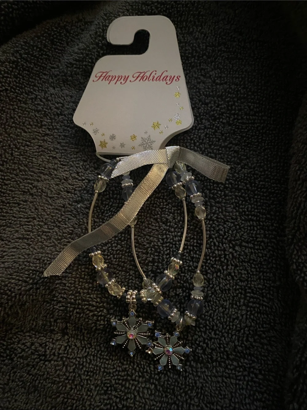 Holiday Bracelet set. Beautiful silver-tone with sparkly stones.